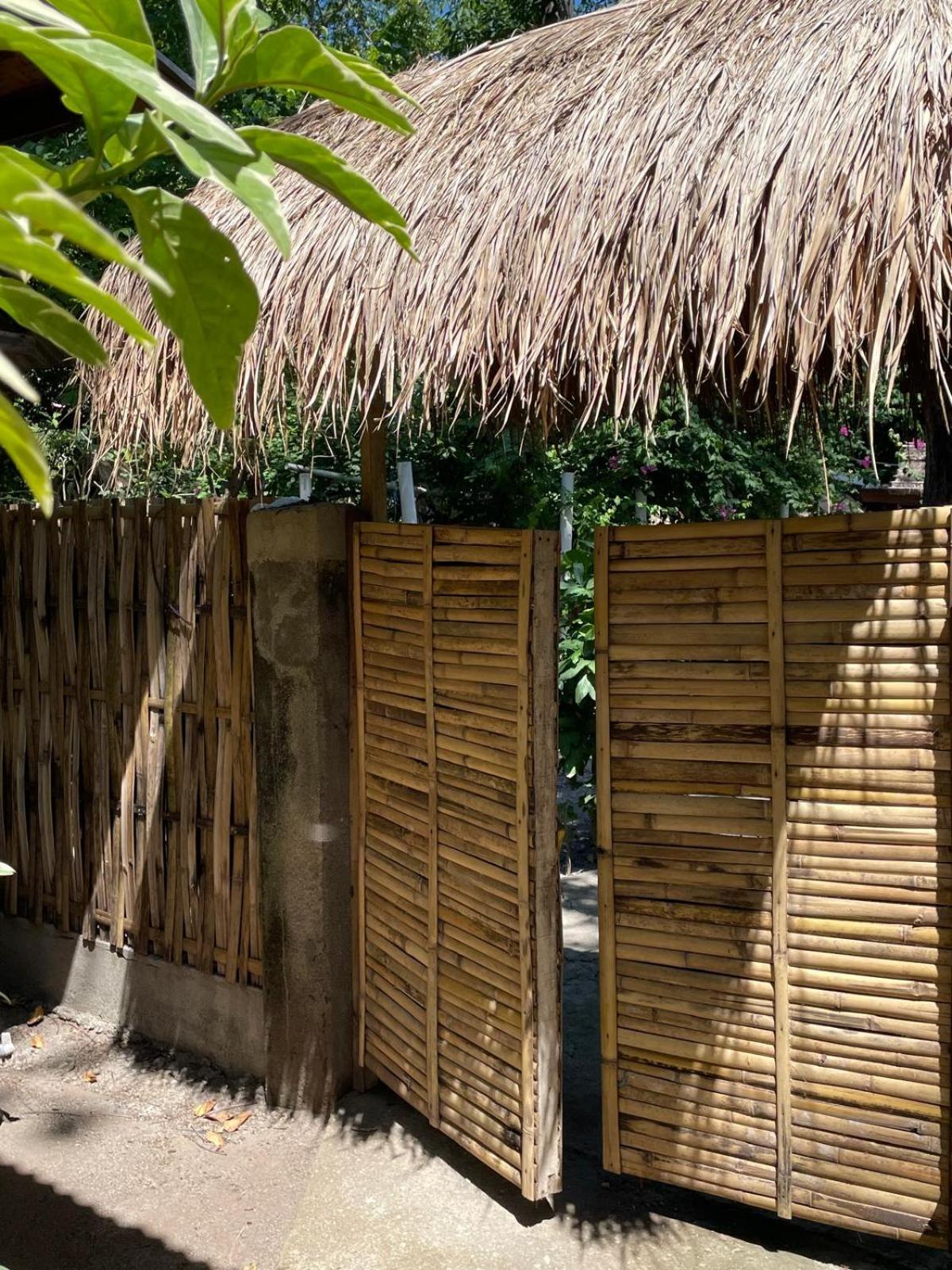 Elephant House And Bungalows Gili Air Chambre photo