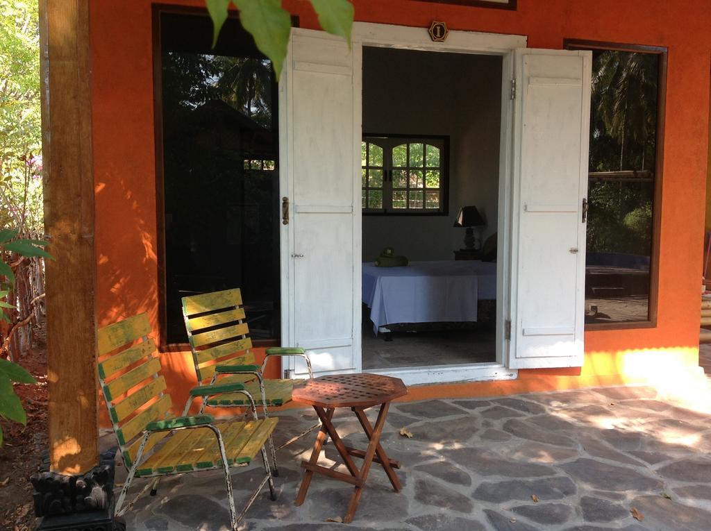 Elephant House And Bungalows Gili Air Chambre photo